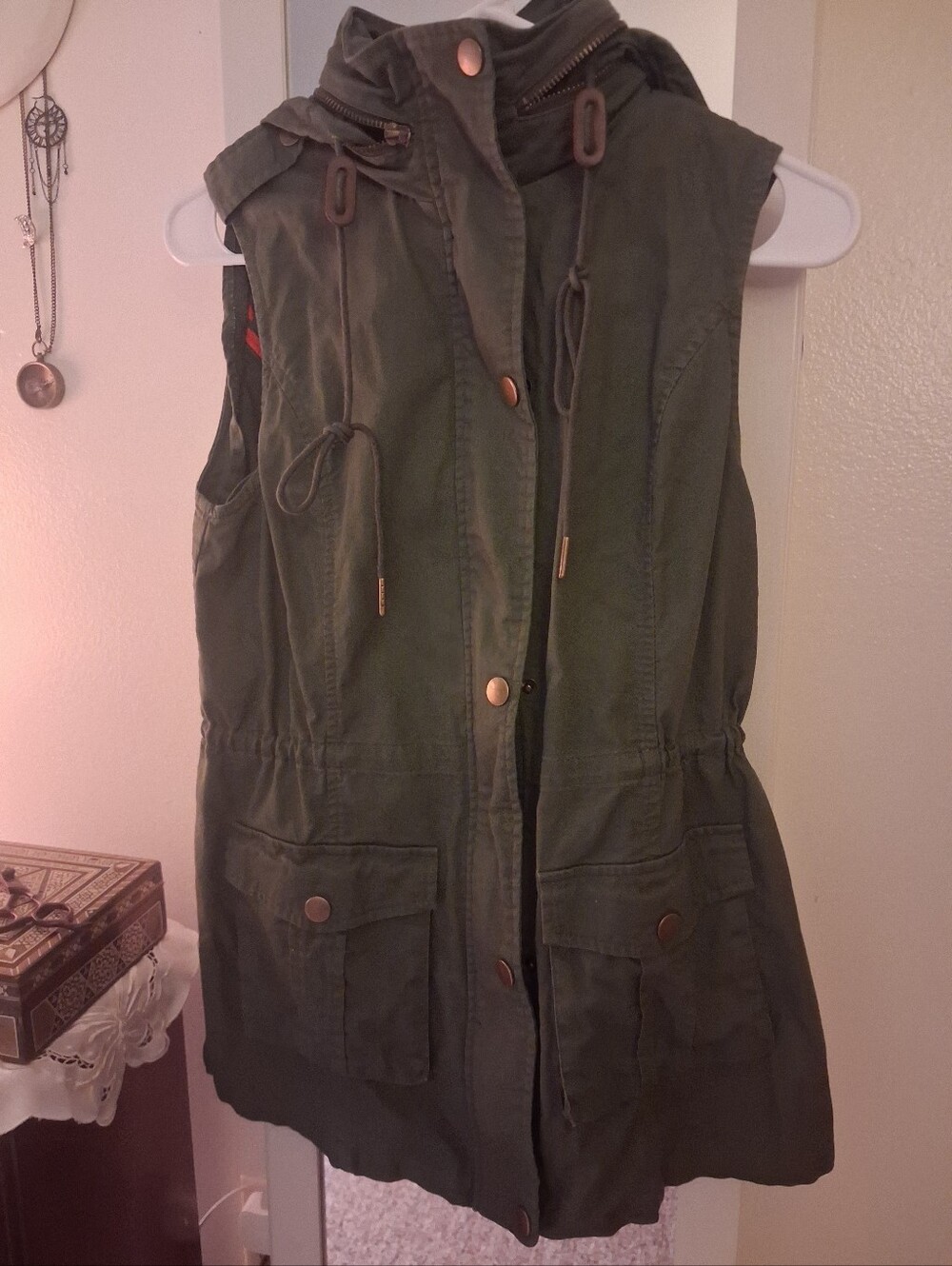 Women’s Hooded Utility Vest – Olive Green